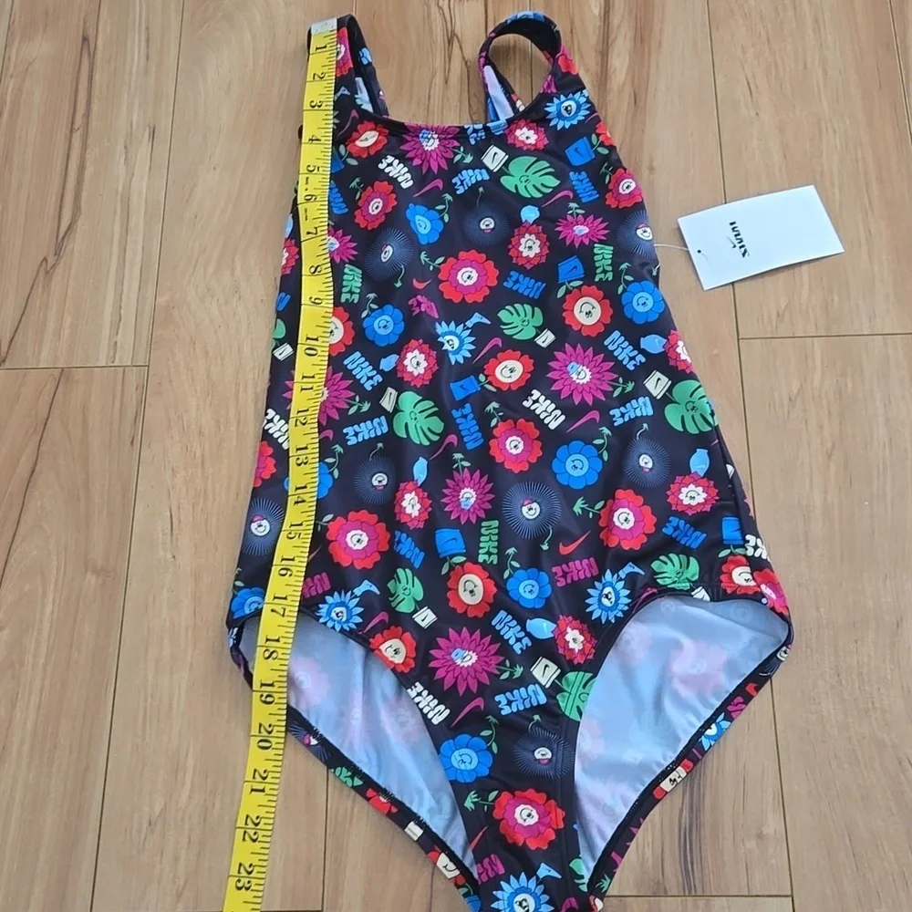 Nike Swim Garden Party Big Kids size LARGE